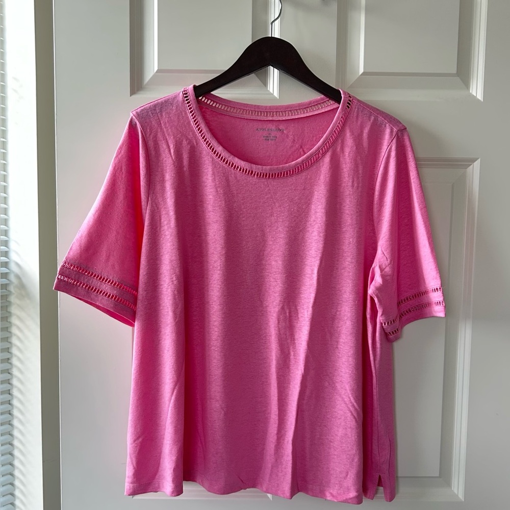 Appleseed’s Women's Pink Top XL